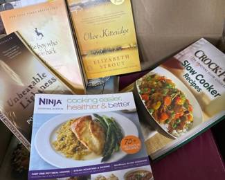203 assortedtitlesbooklot