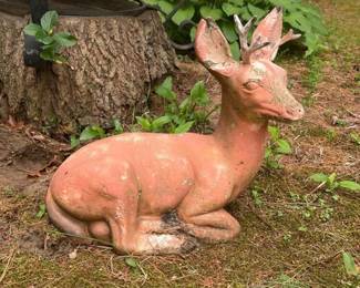 097 deergardenfigurinestatue