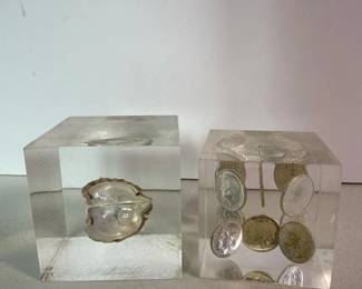 120 lucitedisplaycubeswithembeddedcoins