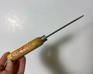 044 vintagecocacolawoodenhandleicepick