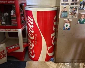 268 vintagecocacolabarrelcooler