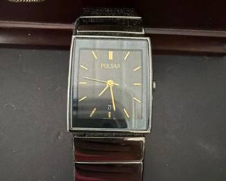 301 pulsarrectangularblackdialwristwatch