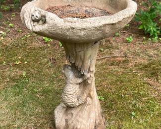 294 concretebirdbathwithsquirrelmotif