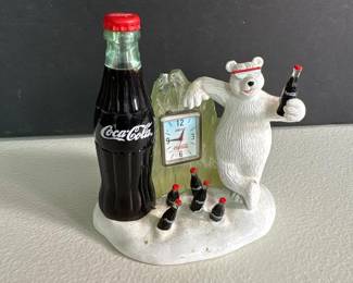 173 cocacolapolarbearclockfigurine