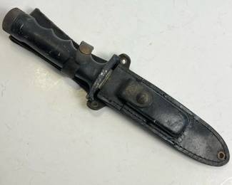 235 explorerwildernesssurvivalknifewith