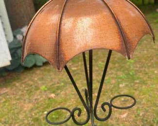 292 metalhangingumbrellashapedgardencan
