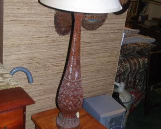 Wood base lamp antique w lamp shade