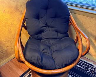 Rattan Swivel Rocker