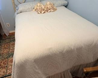 Double Bed & Cover