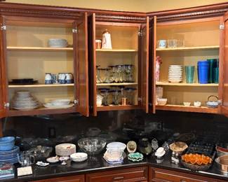 Tablewares and Ktichen Equipent 