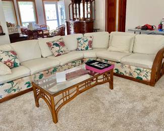 Perfect sectional for sunroom, living area,has matching tables