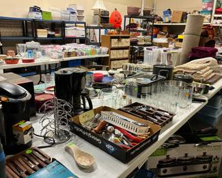 Coffee Makers & Kitchenware Items
