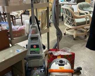 Vacuum & Floor Steamer