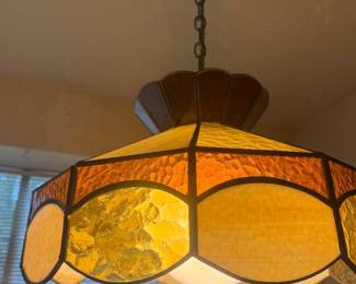 Hanging glass overhead lamp
