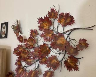 Autumnal wall decor