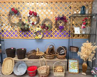 wreaths, baskets