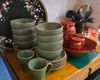 Various Pottery & Dishes