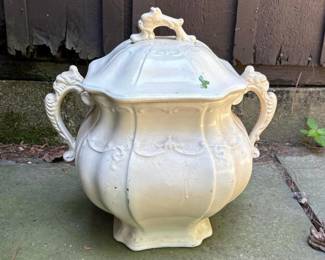 167 haynesbalttuscancoveredsouptureen