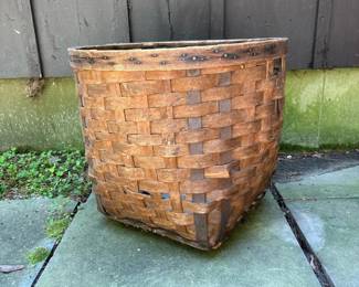 002 vintagehandwovensplintwoodutilityba