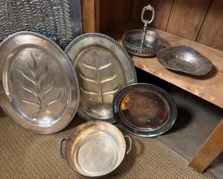 201 assortedsilvertableware