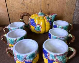 180 nantucketmajolicastylepumpkinteapot