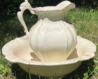 041 vintagevictorianstyleceramicpitcher