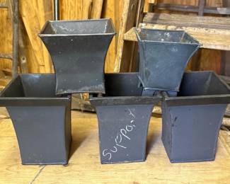 220 fiveblackmetaltaperedsquareplanters