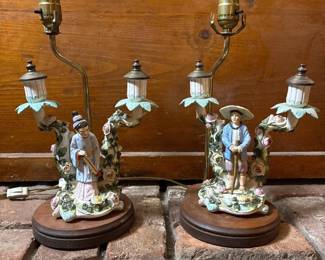 138 pairofceramicfigurinetablelamps