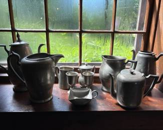 212 colonialstylepewtertablewarelot
