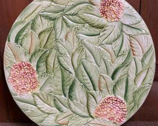 047 majolicaleafandberryplate