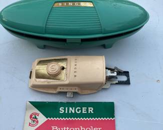 Singer button hole machine 