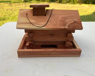 Cedar bird feeder 
