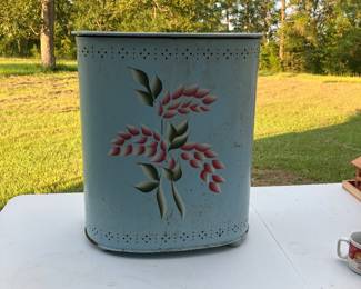 Laundry hamper 