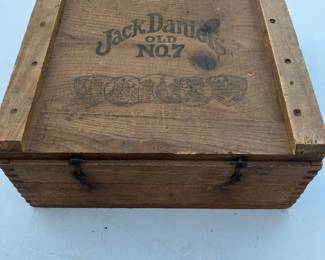 Jack Daniel’s wood box