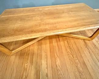 Lane Furniture Mid-Century Modern Oak Sculptural X-Base Coffee Table