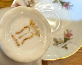 Royal Crown Floral Bone China Teacup & Saucer with Gold Trim
