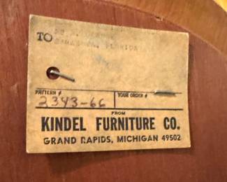 Kindel Furniture Grand Rapids Georgian Style Gilt Mahogany Mirror