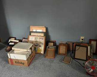Tons of picture frames- all sizes!