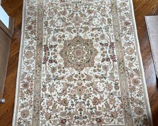 015 Traditional Floral Medallion Area Rug Ivory