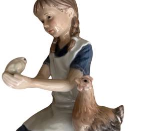 093 Lladr Girl Kneeling with Chickens Figurine