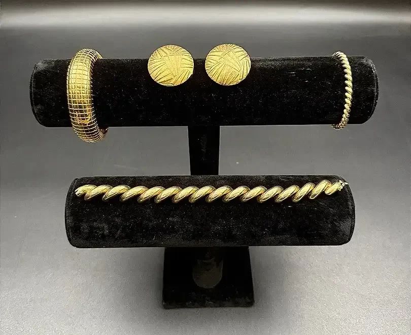 14K Large & Small Bracelet & More Gold Toned Jewelry