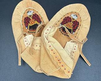 New Native American Beaded Moccassins