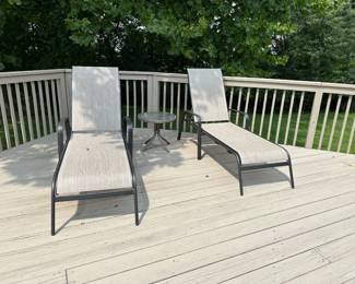 Pair of Patio Chaise Lounge Chairs