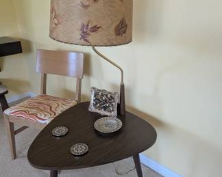 This adorable triangle table / light with butterfly fiberglass shade