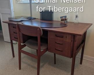 Gunnar Neilsen desk