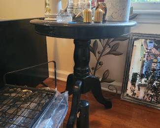 table $20 OBO, smart TV $50 OBO; other items free