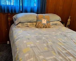 Full size Bed