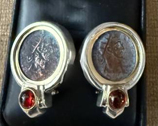 Fine jewelry 
