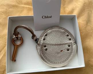 Chloe 