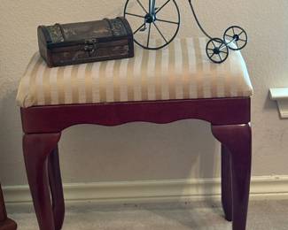 Vanity stool